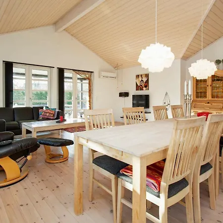 Four-bedroom Holiday In Laeso
